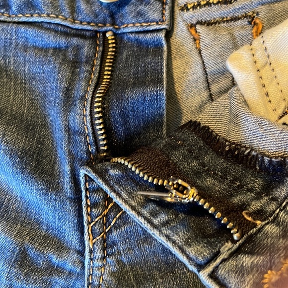 True Religion 31x34 - Picture 3 of 4